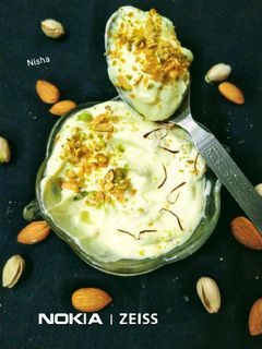 श्रीखंड (shrikhand recipe in Hindi) रेसिपी मुख्य फोटो