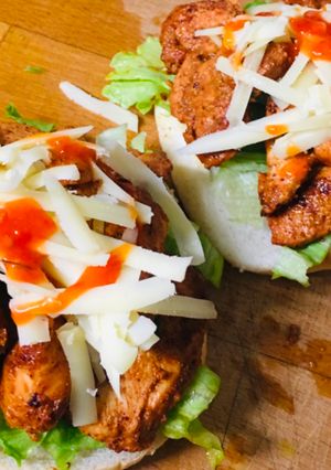 A picture of Chicken tikka sandwich.