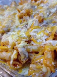 Una foto de Macarrones con bechamel