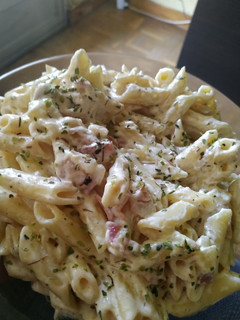 Una foto de Macarrones con nata y bacon