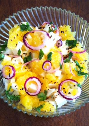 Una foto de Ensalada de jícama con naranja