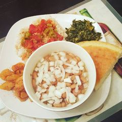 A picture of Crockpot pinto beans.