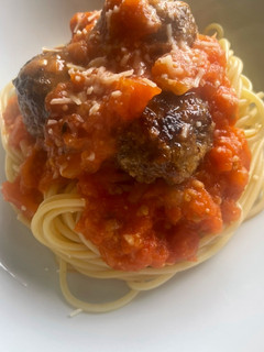 A picture of Homemade Tomato Sauce 🍅.