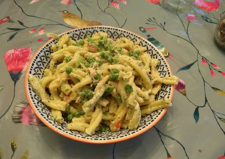 Simple Way to Make Any-night-of-the-week Lazy Pasta #familyfriendly