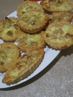 صورة لوصفة لي ميني كيش بالدجاج😋