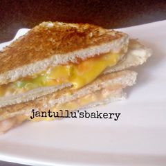 A picture of Cheese sandwich.