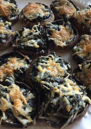 A picture of Spinach stuffed mushrooms.