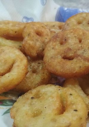 A picture of Potatoes smiles.