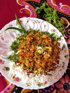 पनीर भुर्जी (paneer bhurji recipe in Hindi) रेसिपी मुख्य फोटो