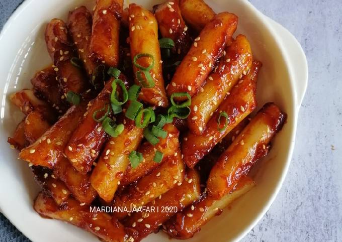 Resipi Tteokbokki With Gochujang Oleh Mardiana Jaafar Cookpad