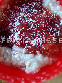 Una foto de Postre dulce de avena con manzana