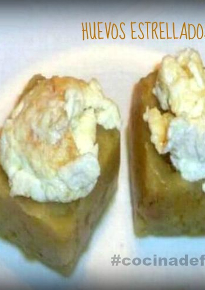 Una foto de Huevos estrellados sorpresa