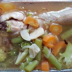 A picture of Sop ayam mpasi 14 bulan.