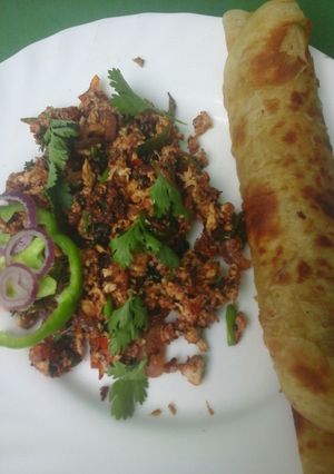 A picture of Scrumbled eggs with left over chapati #localfoodcontest_mombasa.
