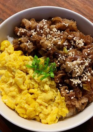 Foto resep Beef Yakiniku Rice Bowl