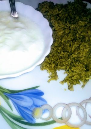 A picture of Spinach rice.