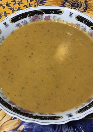 Une photo de Soupe anti gaspi au chou fleur, tomate et épices marocaines
