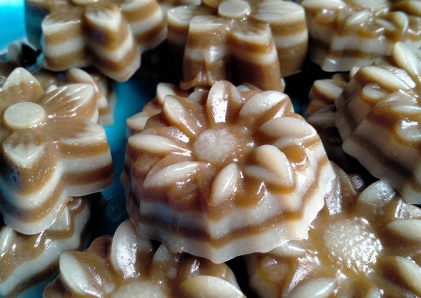 Kue lapis bunga