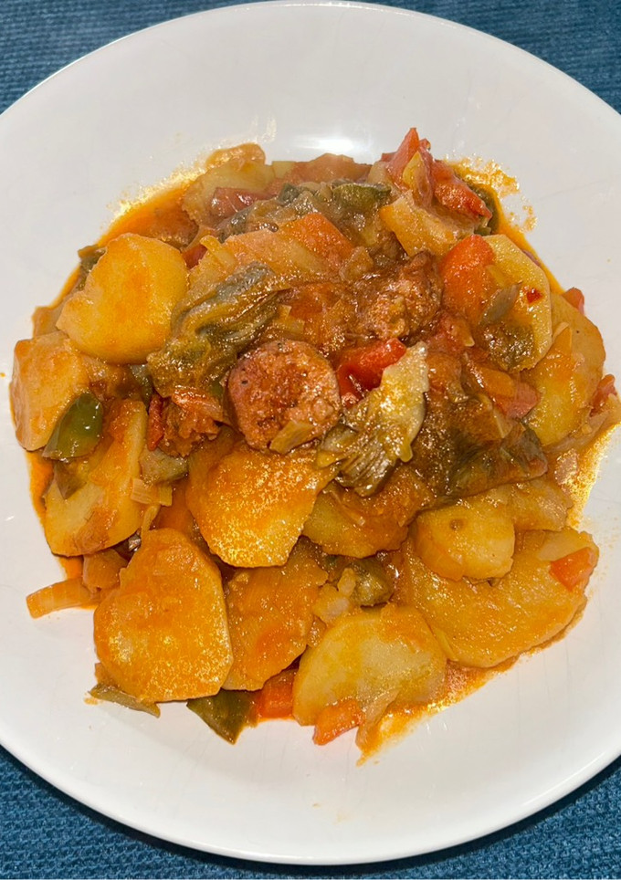 Una foto de Guisado de papas con chorizo