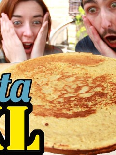 Una foto de Tortita americana gigante