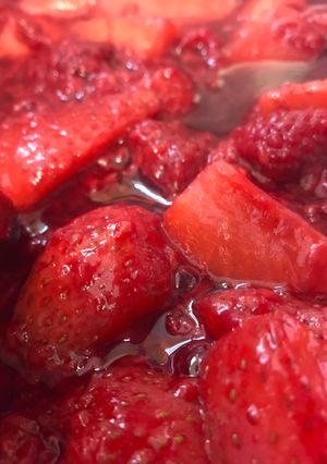 A picture of Strawberry & Raspberry Jam.
