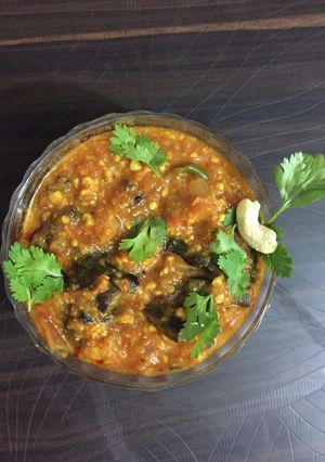 A picture of Kaju Bendi Ajwain Masala.