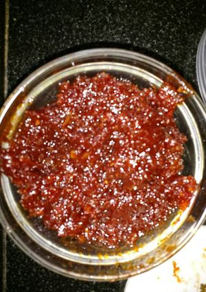 A picture of Nimbu instant meethi chutney.