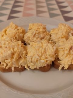 Una foto de Canapés de marisco