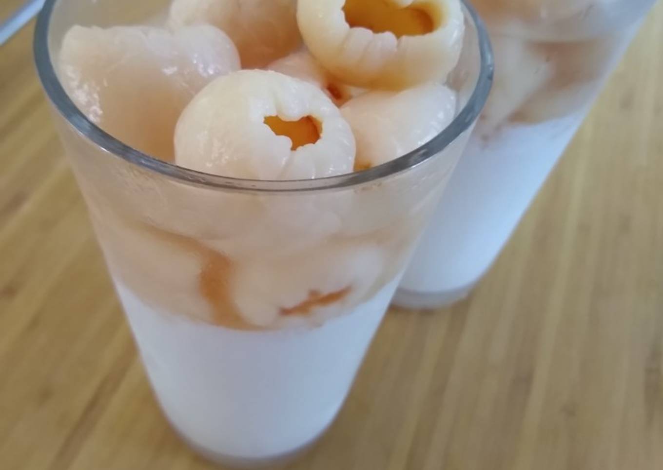 Lychee Almond Jelly