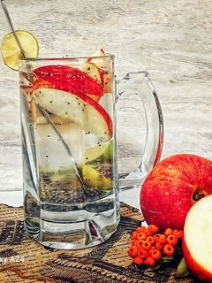 عکسی از دستور پانچ دانه چیا و سیب 😍