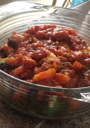 Una foto de Calabacitas con carne en salsa pomodoro