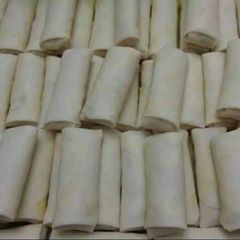 A picture of Spring rolls.