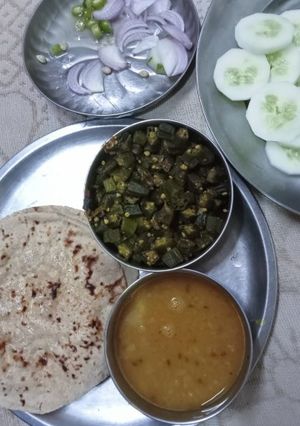 A picture of Masala bhindi.