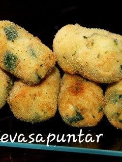 Una foto de Croquetas de calabacín 🥒🥒