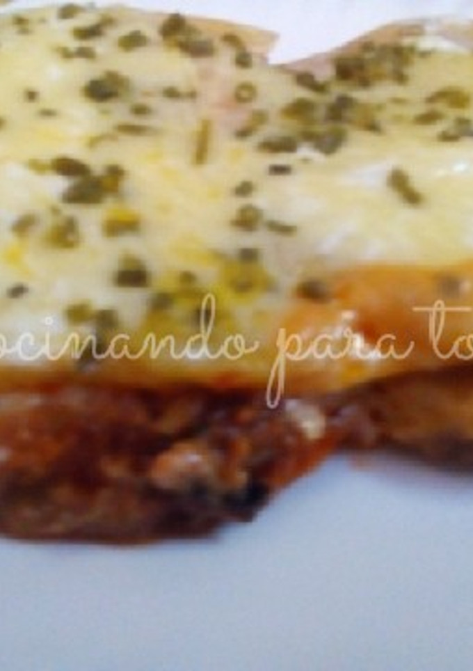 Una foto de Lasaña de patatas y atún