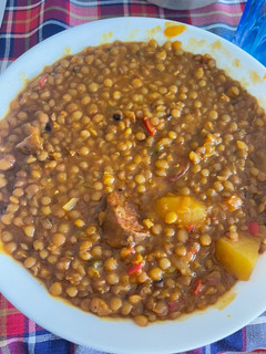 Una foto de Lentejas con chorizo🌱✨