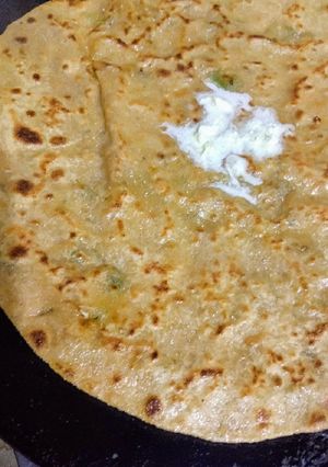 A picture of Aloo Wala Paratha.