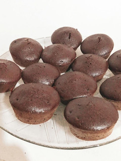 Una foto de Muffins de chocolate tipo starbucks🍫