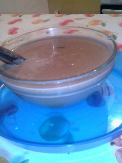 Una foto de Chocolate de leche y agua