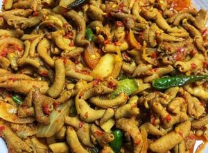 Foto resep 47. Rica-rica usus ayam bumbu kuning