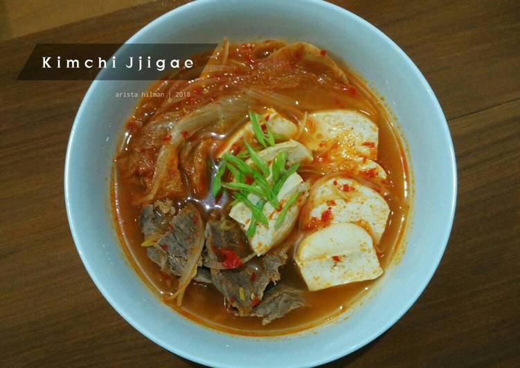 Kimchi Jjigae