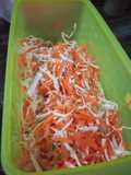 Acar sederhana (kol dan wortel)