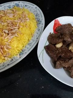 صورة لوصفة ستيك مع ارز بالزعفران