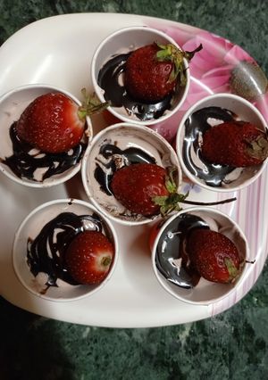 ओरियो कप केक (Oreo cup cake recipe in hindi) रेसिपी मुख्य फोटो