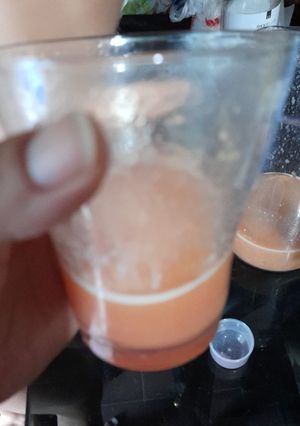 Una foto de Shot fresco y batido de frutas