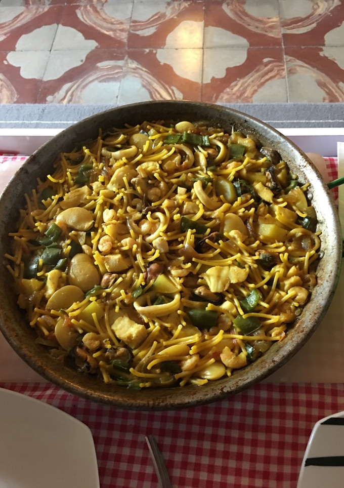 Una foto de Fideos de granada