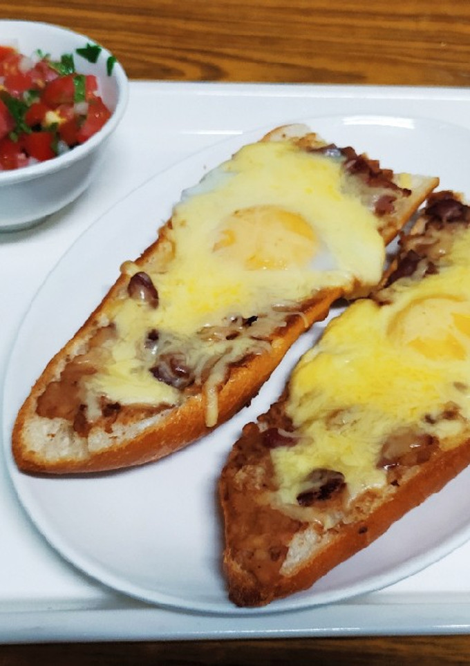 Una foto de Molletes sopresa