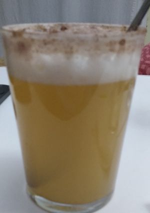Foto principal de Zumo de frutas, tónica, un toque de canela