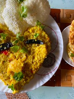 মুগডালের আমিষ ভুনা  খিচুড়ি (moog daler aamish khichuri recipe in Bengali) রেসিপির প্রধান ছবি
