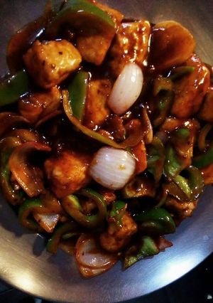 मिर्ची पनीर (Chilli Paneer recipe in hindi) रेसिपी मुख्य फोटो